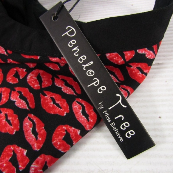 Penelope Tree By Miss Behave Red Lips Dress NWT - Picture 2 of 5